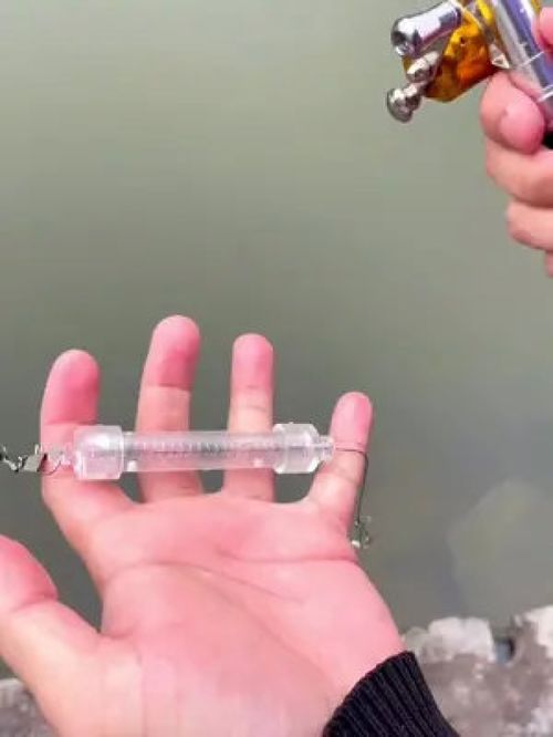 這個自動釣魚器一發明出來,釣友們的福音就來了 自動釣魚 釣魚技巧 漁具用品